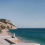 Meco Garden Retreat - Near Sesimbra بيت للعطل ألفاريم