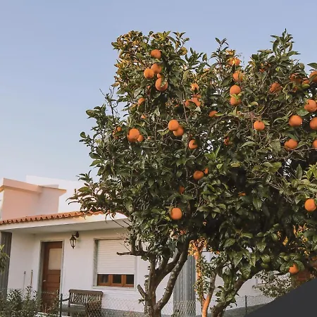 Casa Laranjeiras بيت للعطل *