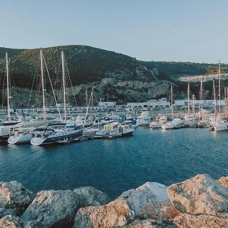 Meco Garden Retreat - Near Sesimbra Vakantiehuis *