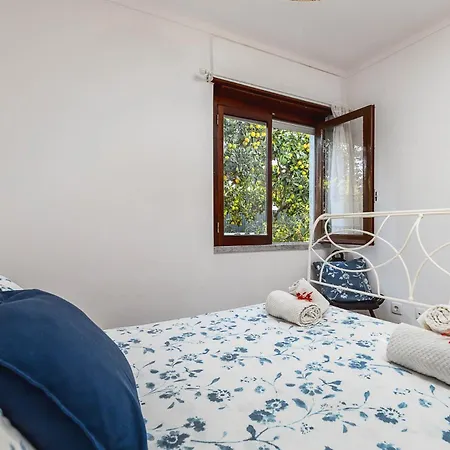 Дом отдыха Meco Garden Retreat - Near Sesimbra *