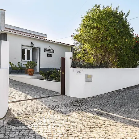 Дом отдыха Meco Garden Retreat - Near Sesimbra *