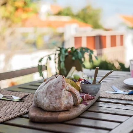 Дом отдыха Meco Garden Retreat - Near Sesimbra